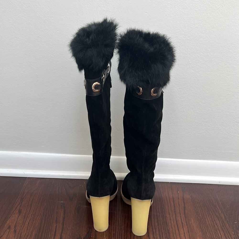 Gucci suede and fur heeled boots - Picture 3 of 7